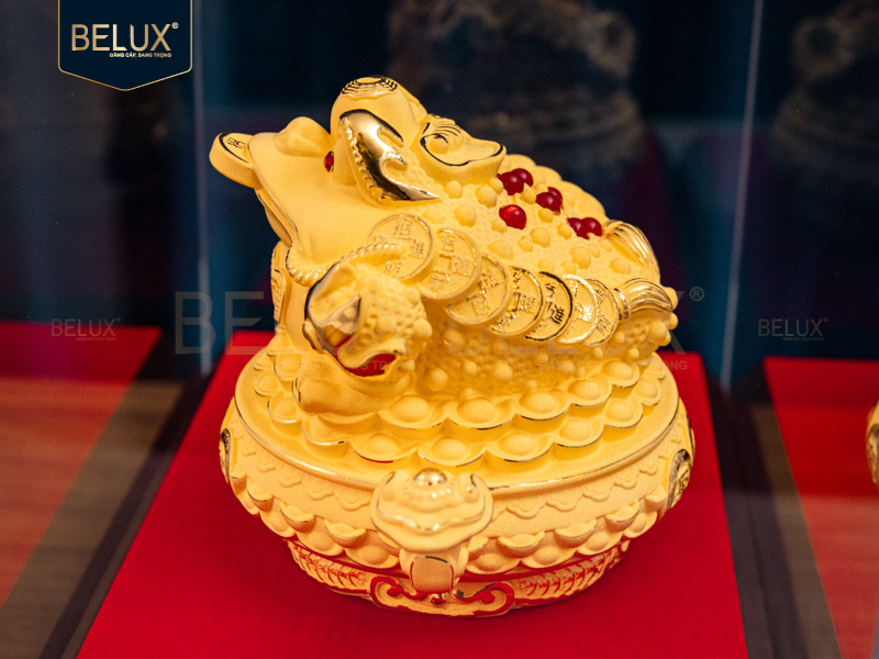 Tượng thiềm thừ vàng cát 14x10x10cm